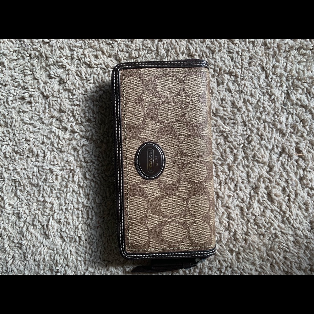Coach wallet